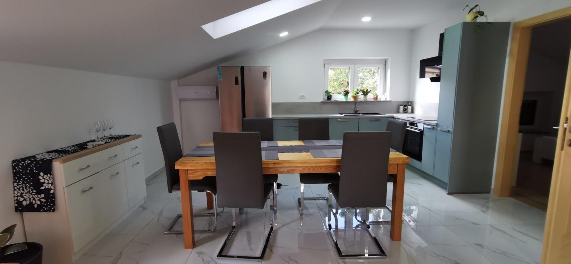 Hisa Idej Apartment Sezana Luaran gambar