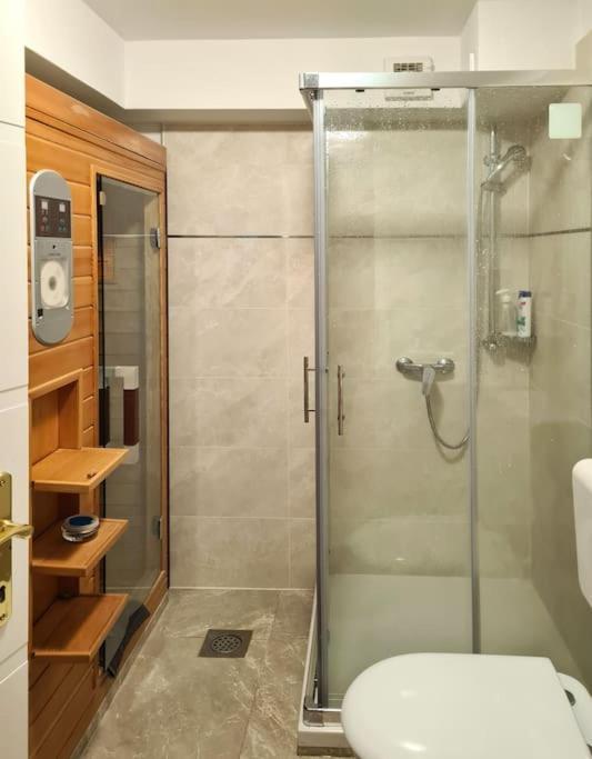 Hisa Idej Apartment Sezana Luaran gambar